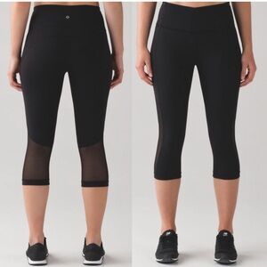 Lululemon Gear Up Crop Legging Size 8 Black Mesh Panel Pockets
